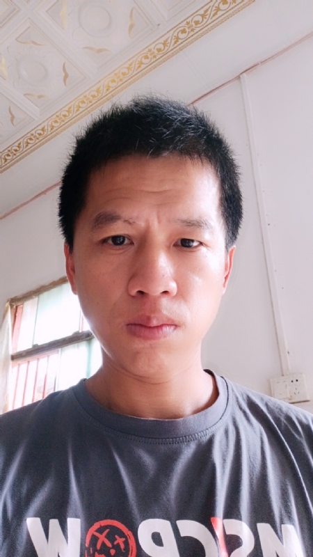 人都再努力的第一张照片--兴宁残疾人相亲网